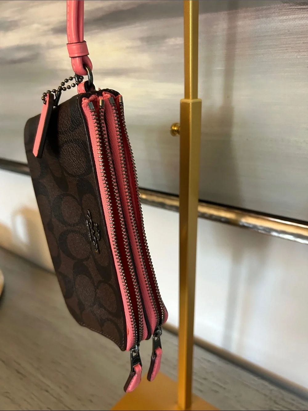 Coach Double corner Zip Signature Wristlet NWT
